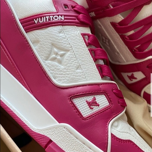 Authentic Luis Vuitton trainer sneakers - Picture 2 of 15